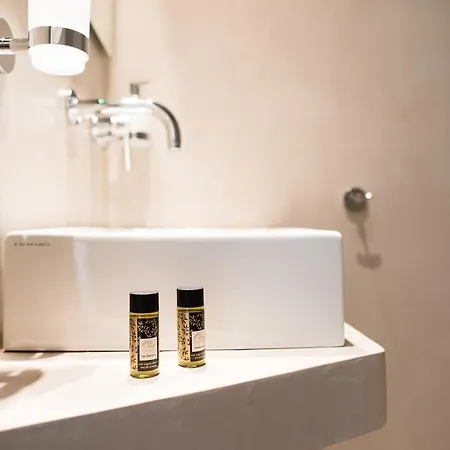 Lithos Sifnos קאמארי