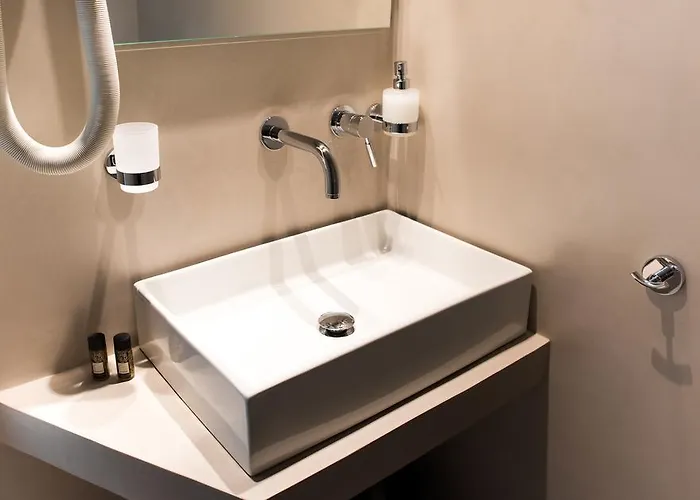 Lithos Sifnos Kamarai