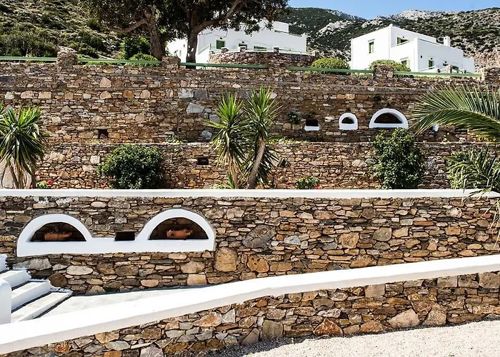 Πανσιόν Lithos Sifnos